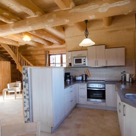 Heumann's Blockhäuser Am Wald Resort Pottenstein